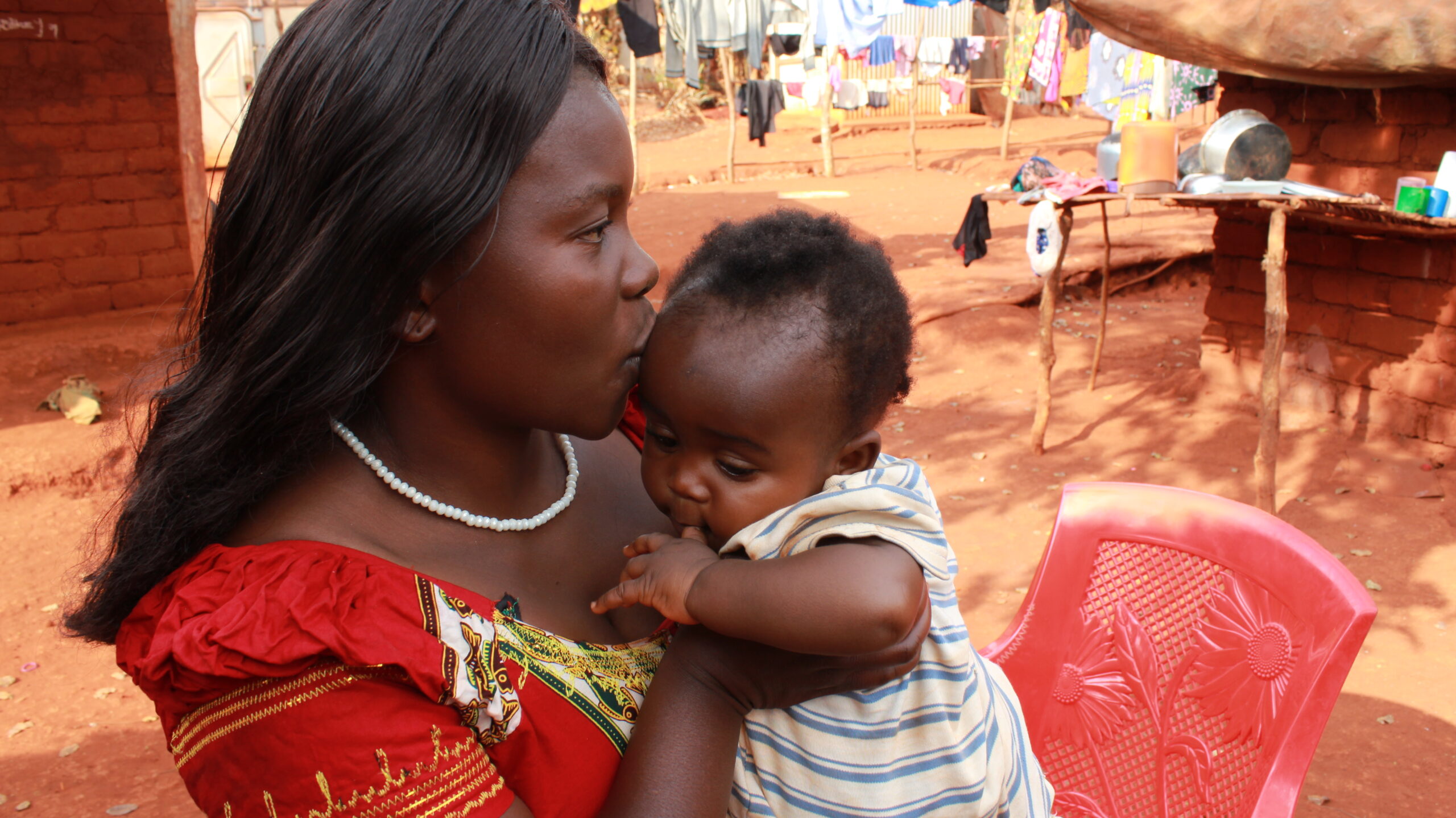 Join us in Seattle or Portland for our annual Healthy Women, Healthy World Luncheon!